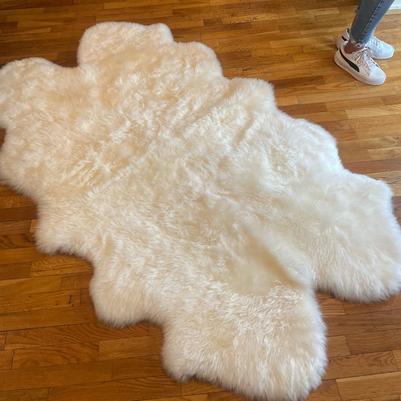 Real fur -Australian/New Zealand sheepskin rug - Picture 1 of 4